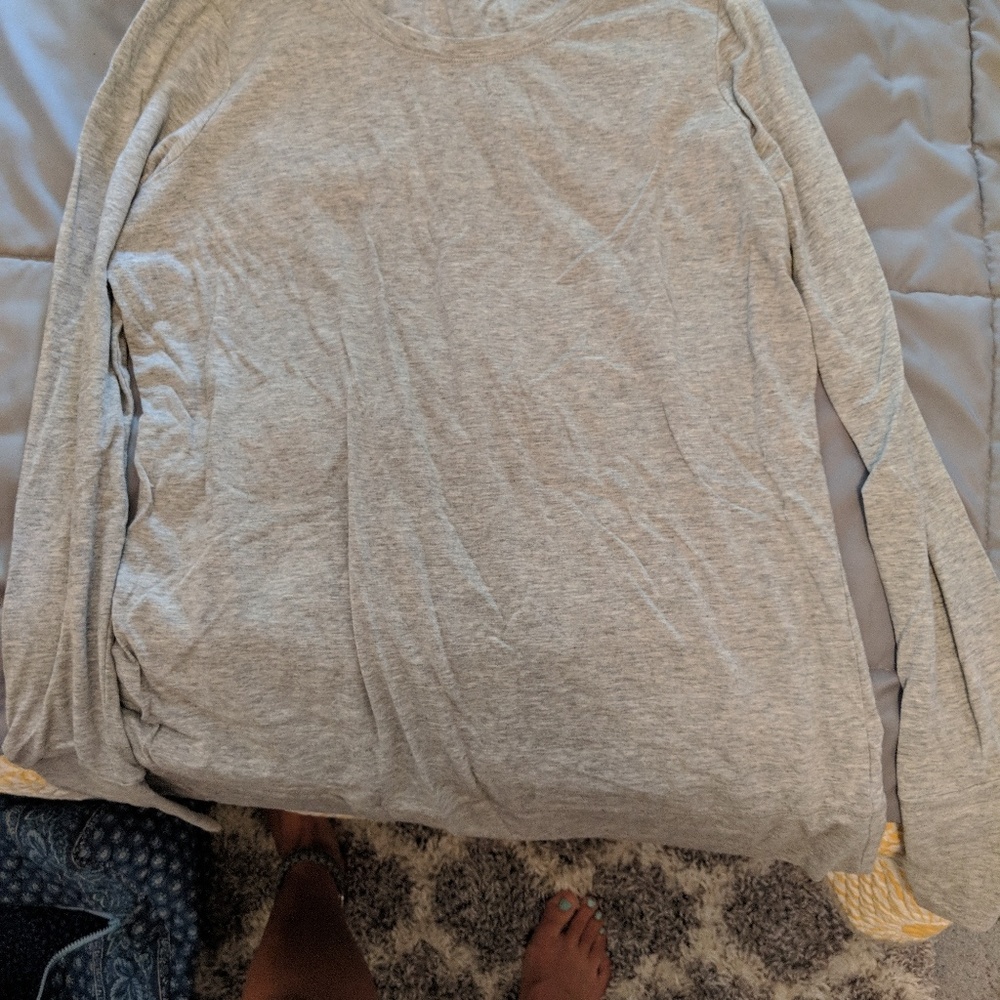 Plain long sleeve shirts